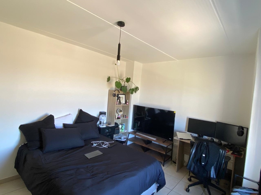 2 Bedroom Property for Sale in Parklands East Western Cape